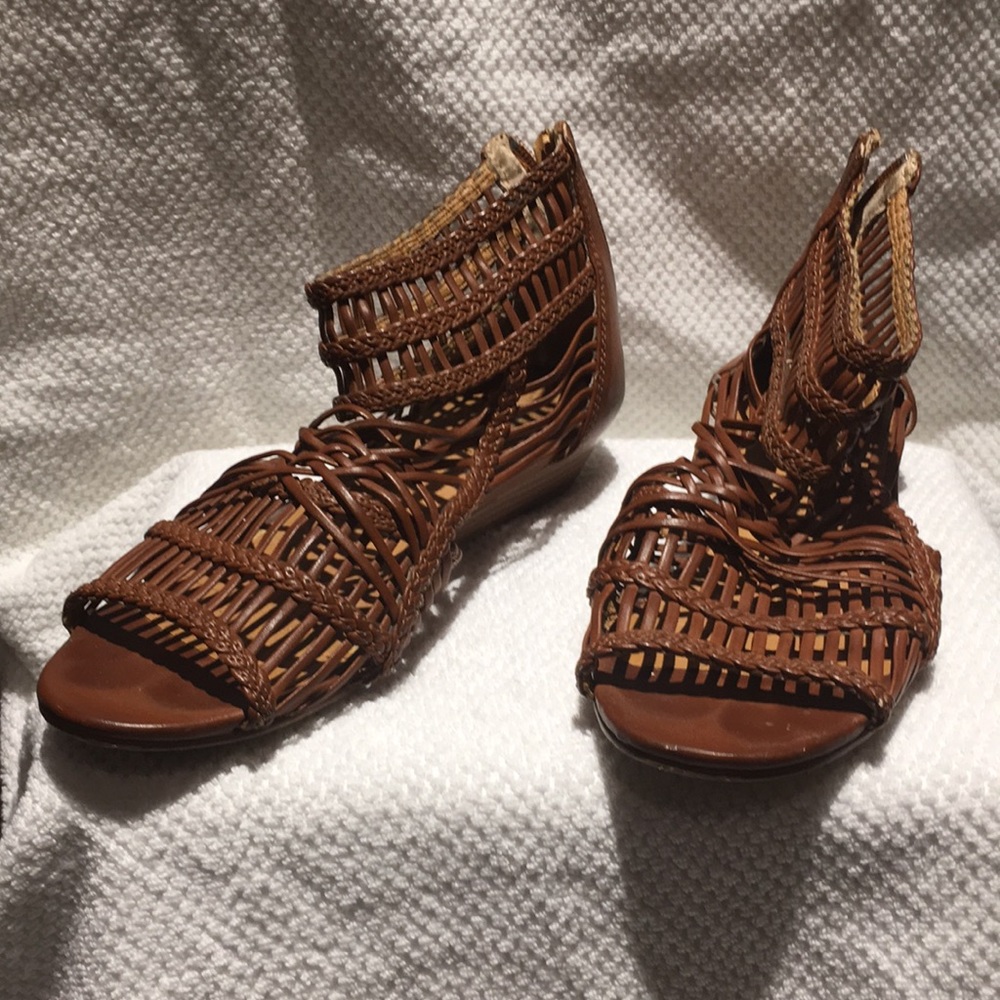 Ecote women’s brown sandles